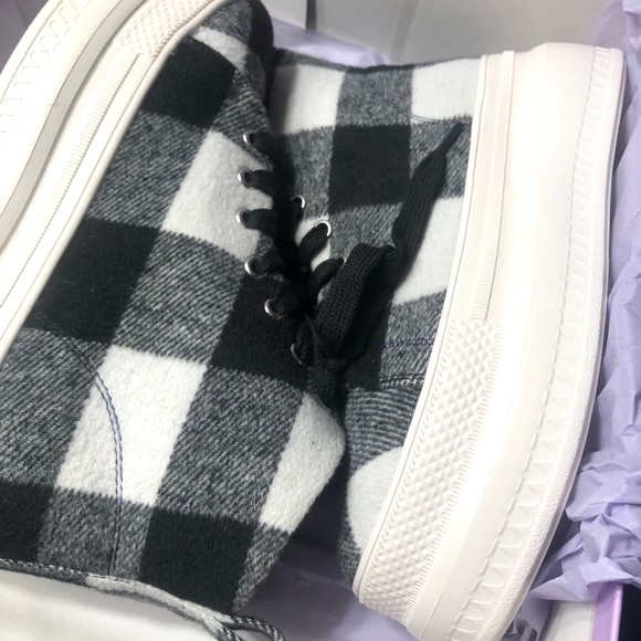 🎁LAST PAIR NIB Madden Girl Chunky Platform Hightop sneakers - Picture 6 of 8